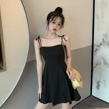 QWEEK, Черна Рокля-комбинация на спагети презрамки, Летни Sundresses 2021 г., на Корейското Модно Стилна Рокля с открити Рамене, Мини-рокля с отворен гръб, Вечерна Рокля